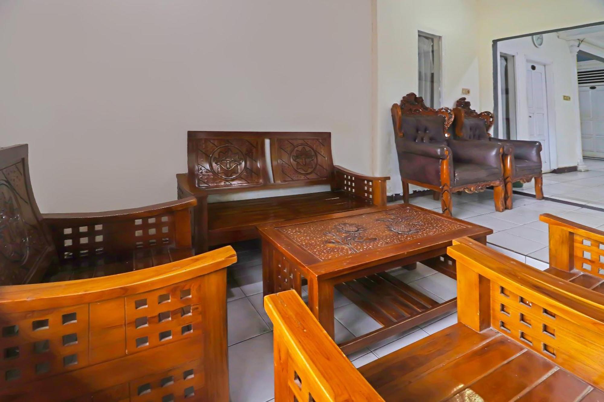 Oyo 92484 Wisma Permata Syariah Bangko Exterior foto